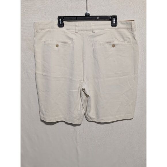Tommy Bahama Pleated Casual Chino Silk Shorts Cream/Tan Men's Size 40 - Picture 5 of 7